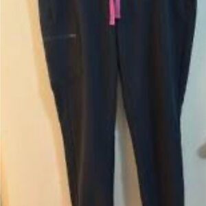 Figs 2XL NSY Casma Three pocket scrub top/Figs 2XL NSY
Zamora scrub Joggers, set